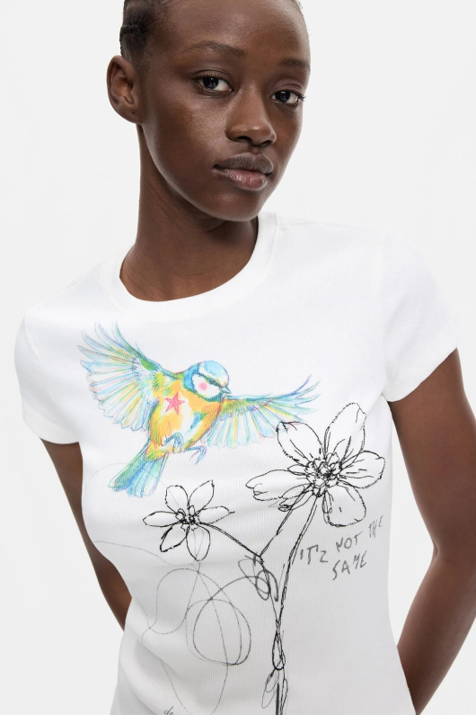 Tricou imprimat cu flori