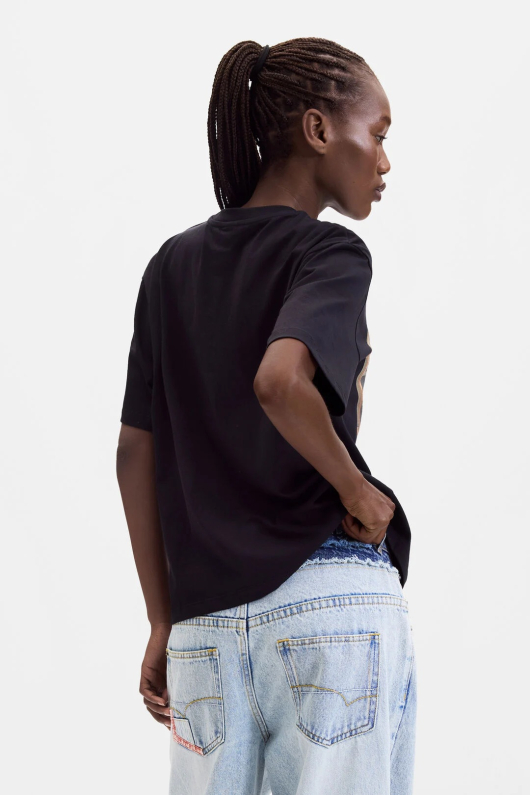Tricou negru cu print
