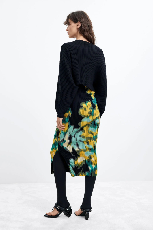 ROCHIE CU PULOVER by Lacroix