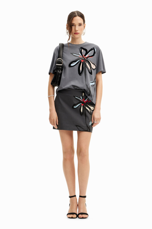 TRICOU GRI CU PRINT FLOARE