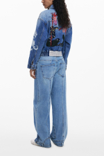 JACHETA DENIM CU BRODERIE ORIENTALA
