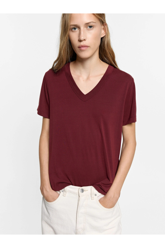TRICOU CU DECOLTEU IN V