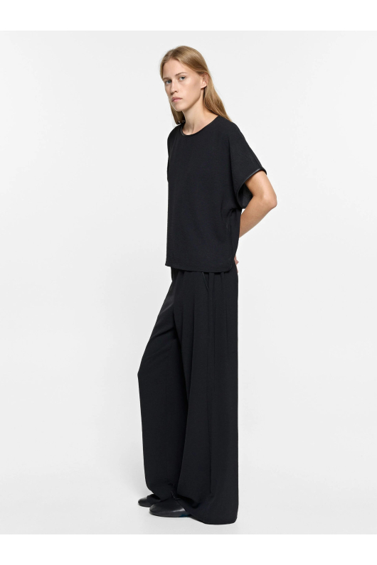 TRICOU NEGRU