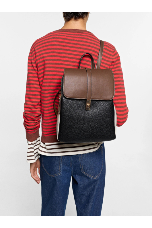 RUCSAC NEGRU