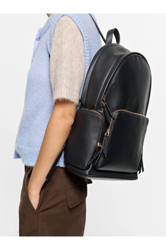 RUCSAC NEGRU