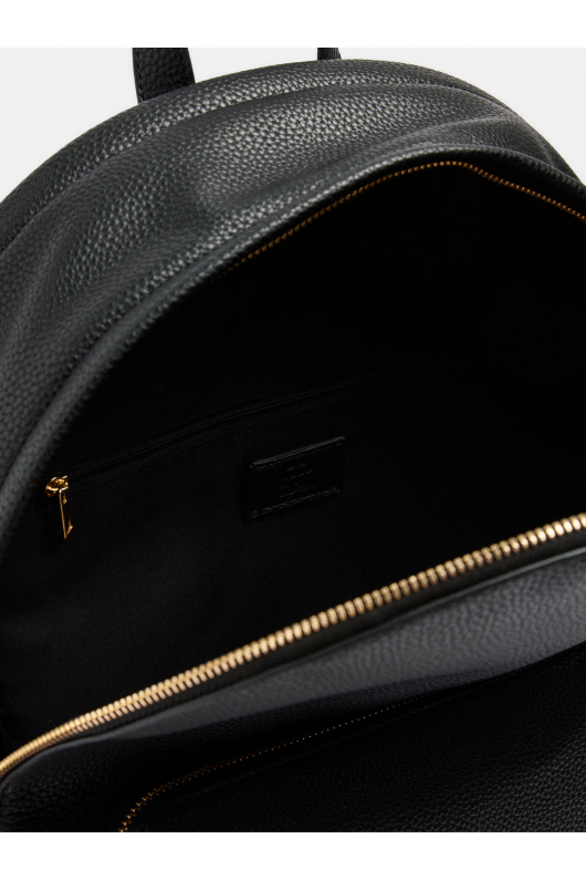 RUCSAC NEGRU