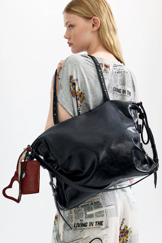 GEANTA MARE, NEAGRA