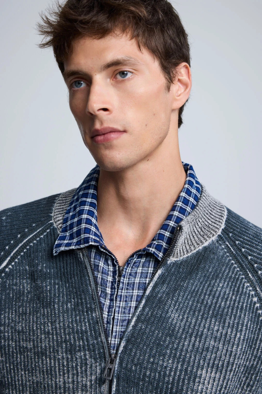 CARDIGAN CU FERMOAR