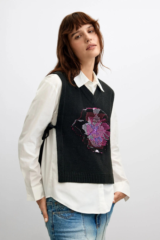 CAMASA ALBA CU VESTA TRICOT