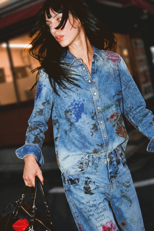 PANTALONI DENIM CU IMPRIMEU