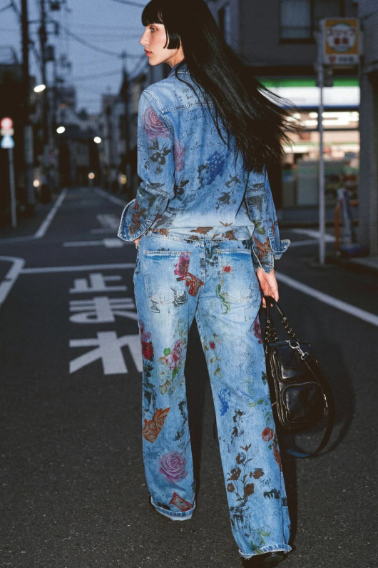 PANTALONI DENIM CU IMPRIMEU