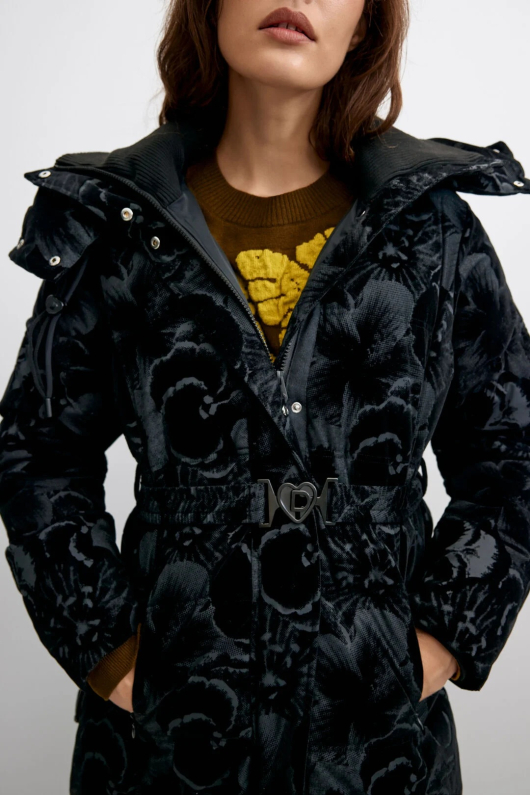 GEACA NEAGRA CU IMPRIMEU FLORAL