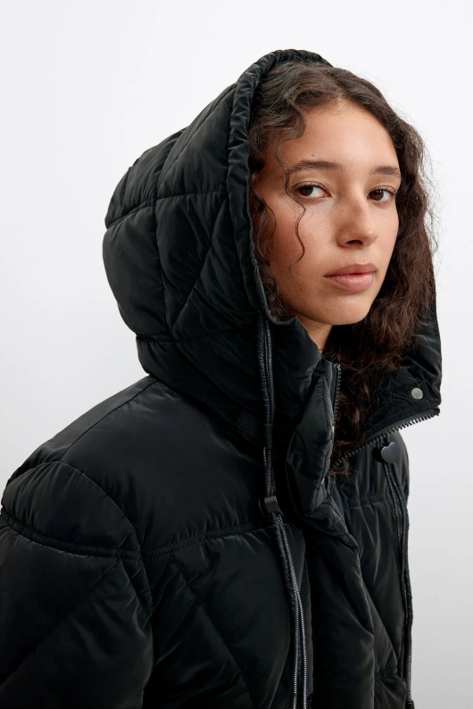 GEACA NEAGRA