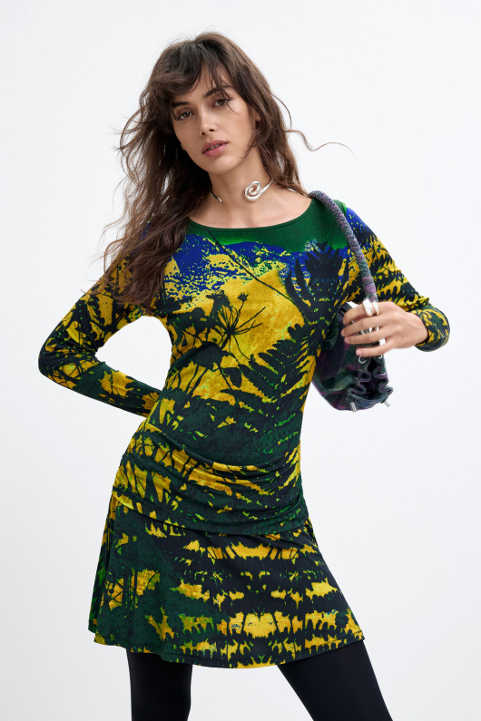 ROCHIE CU PRINT, DIN VASCOZA, by M. C. Lacroix