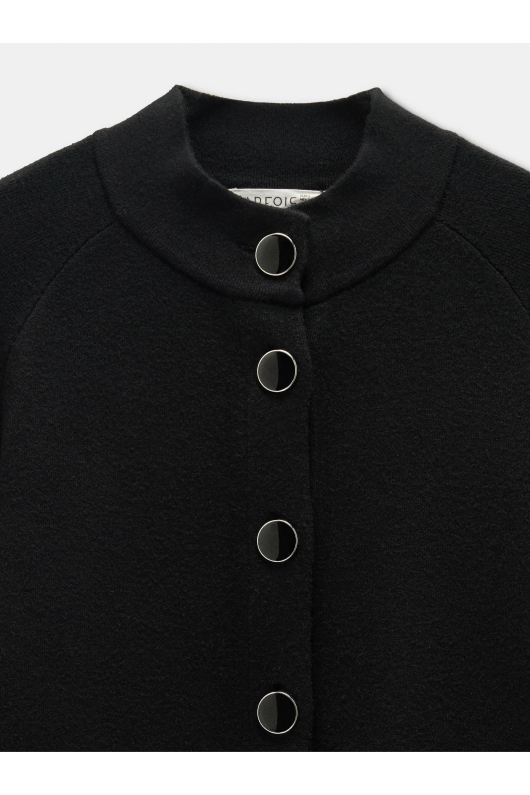 PONCHO NEGRU