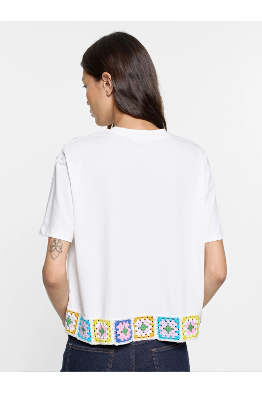 TRICOU ALB CU BRODERIE