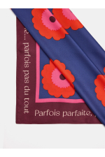 ESARFA PATRATA CU PRINT