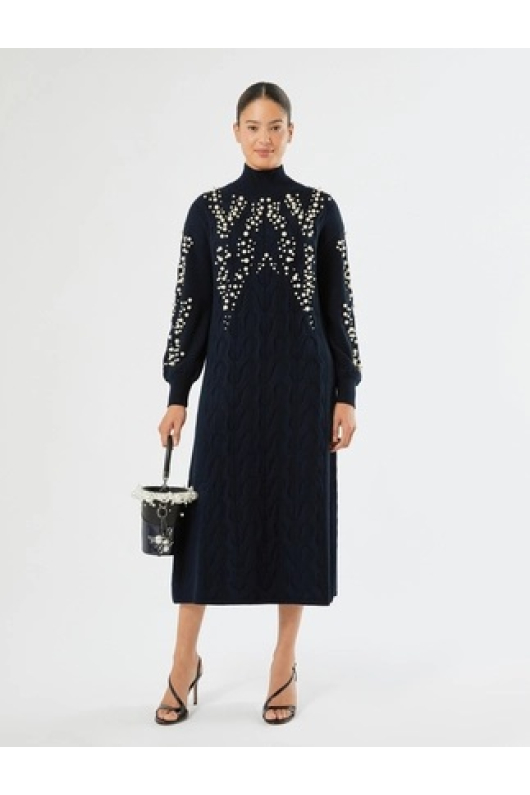 ROCHIE TRICOTATA CU PERLE