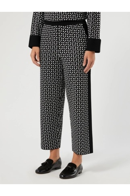 PANTALONI DIN VASCOZA CU PRINT
