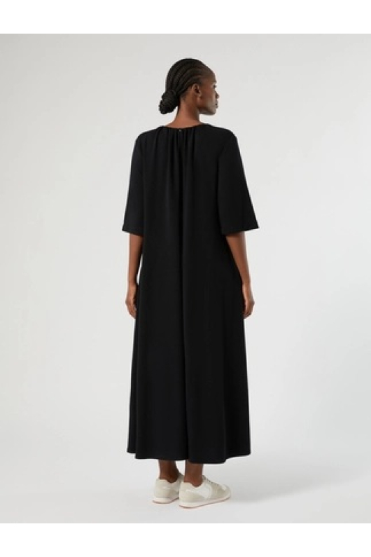 ROCHIE NEAGRA
