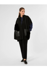 PONCHO NEGRU